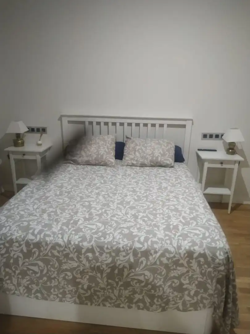 Schlafzimmer von Wohnung zur Miete in Badajoz mit Klimaanlage, Heizung und Parkett
