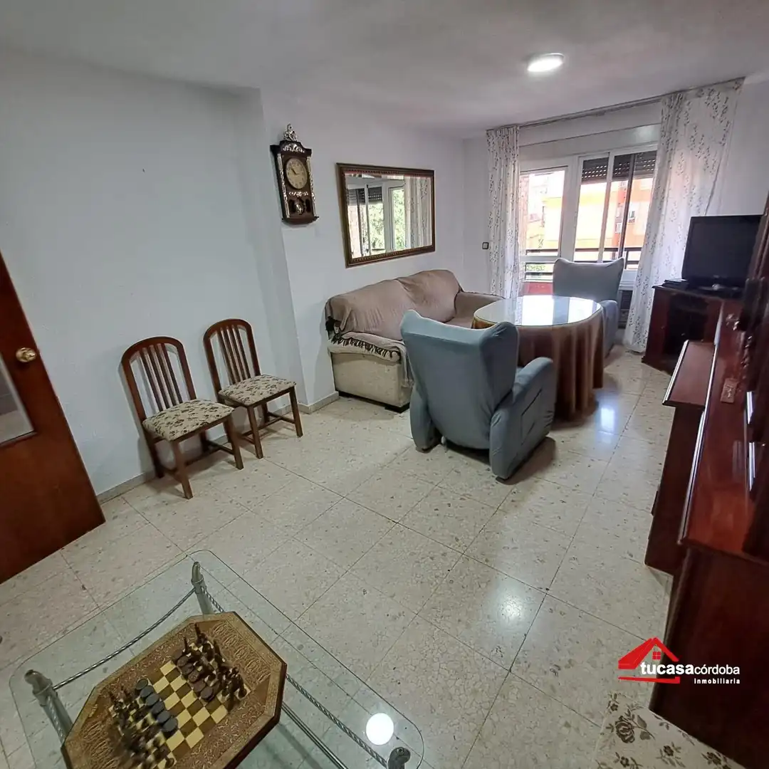 Living room of Flat for sale in Córdoba  with Air Conditioner and Heating