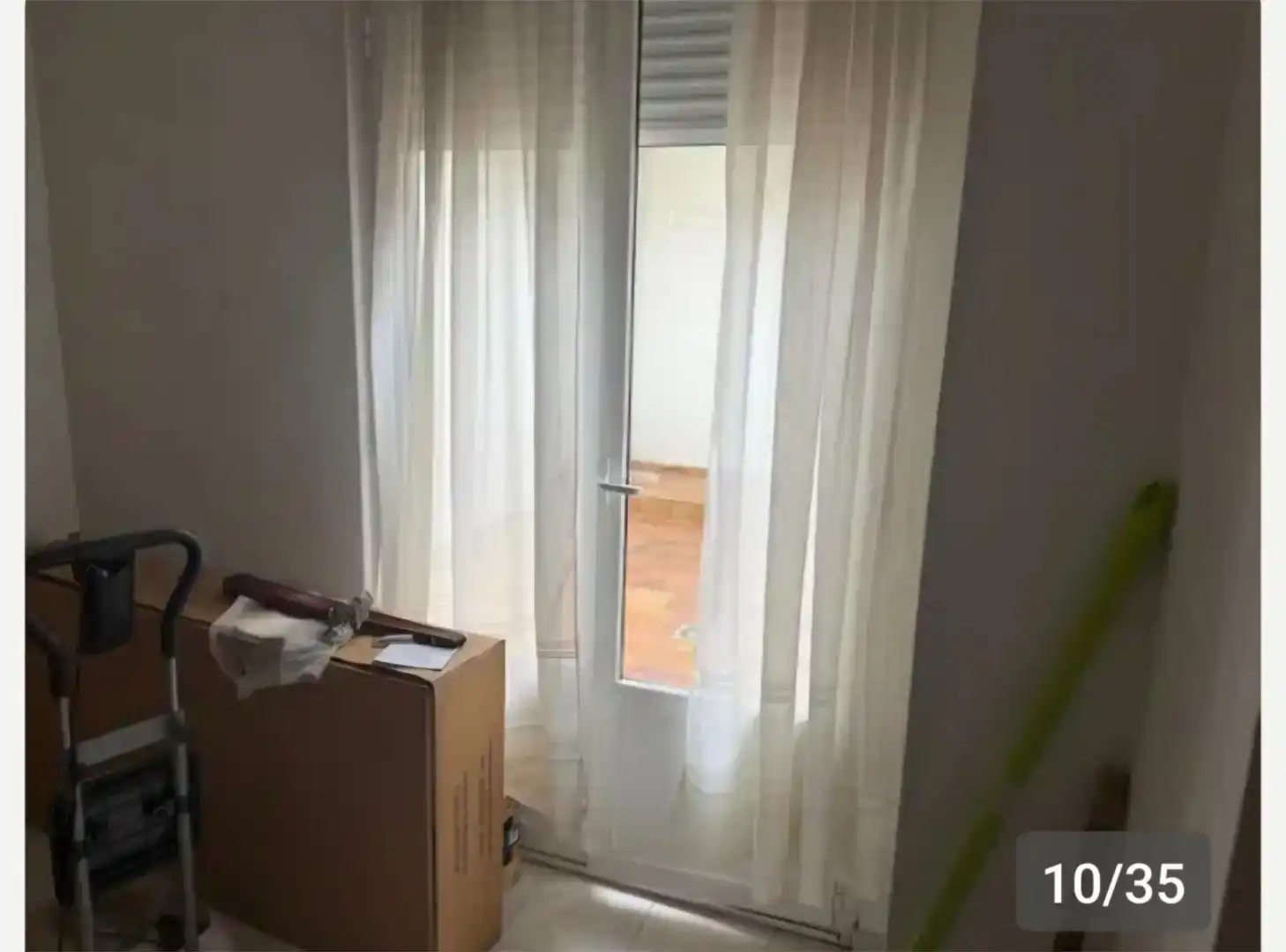 Habitación de Casa adosada en venta en León Capital  con Balcón