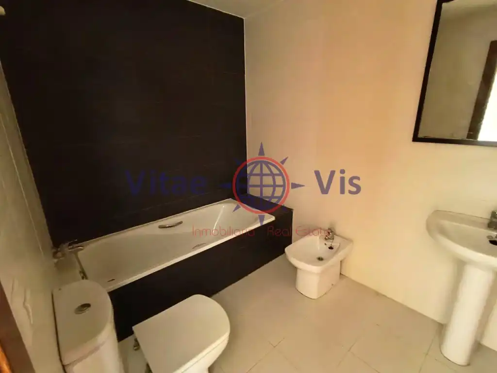 Baño de Dúplex en venta en Lorca con Piscina comunitaria