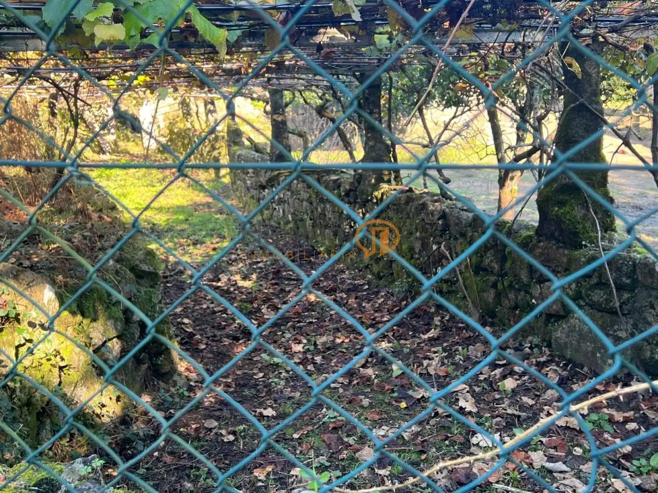 Finca rústica en venda en Pontevedra Capital  amb Jardí privat, Terrassa i Traster