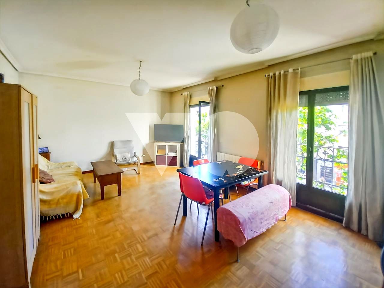 Sala de estar de Piso en venta en  Madrid Capital con Aire acondicionado, Calefacción y Parquet