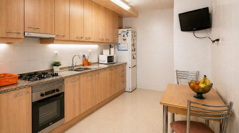 Foto 3 de Piso en venta en Llefià, Badalona