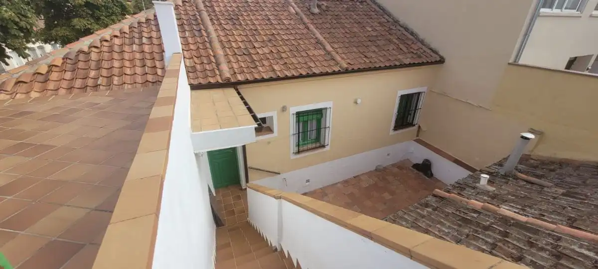 Vista exterior de Casa o xalet en venda en Segovia amb Calefacció, Terrassa i Moblat
