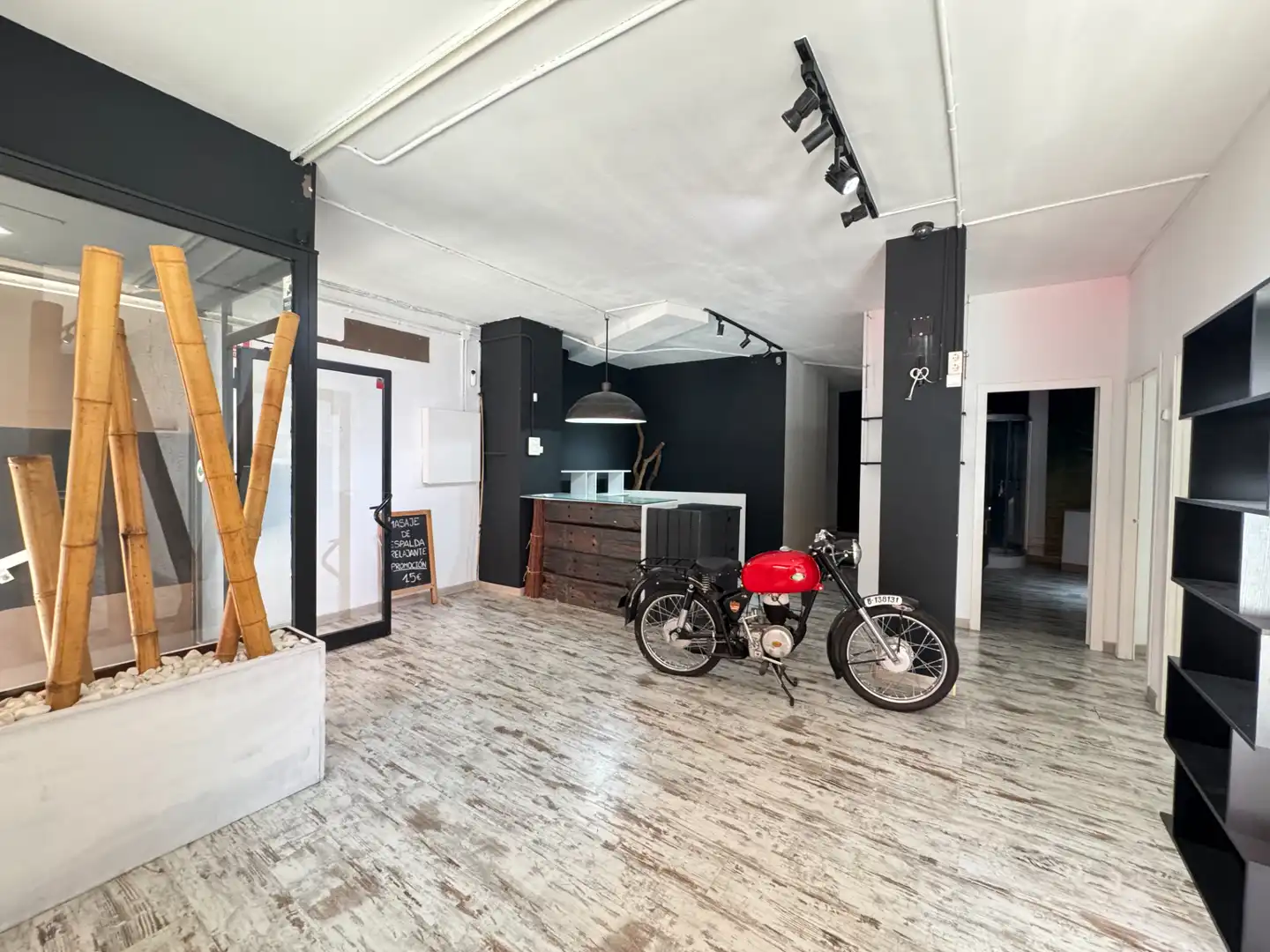 Oficina de alquiler en Montornès del Vallès