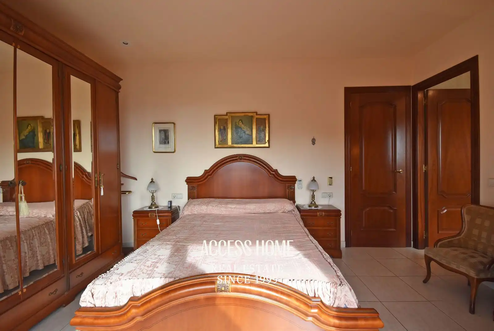 Habitación de Casa o chalet en venta en Sant Pol de Mar con Calefacción, Trastero y Piscina