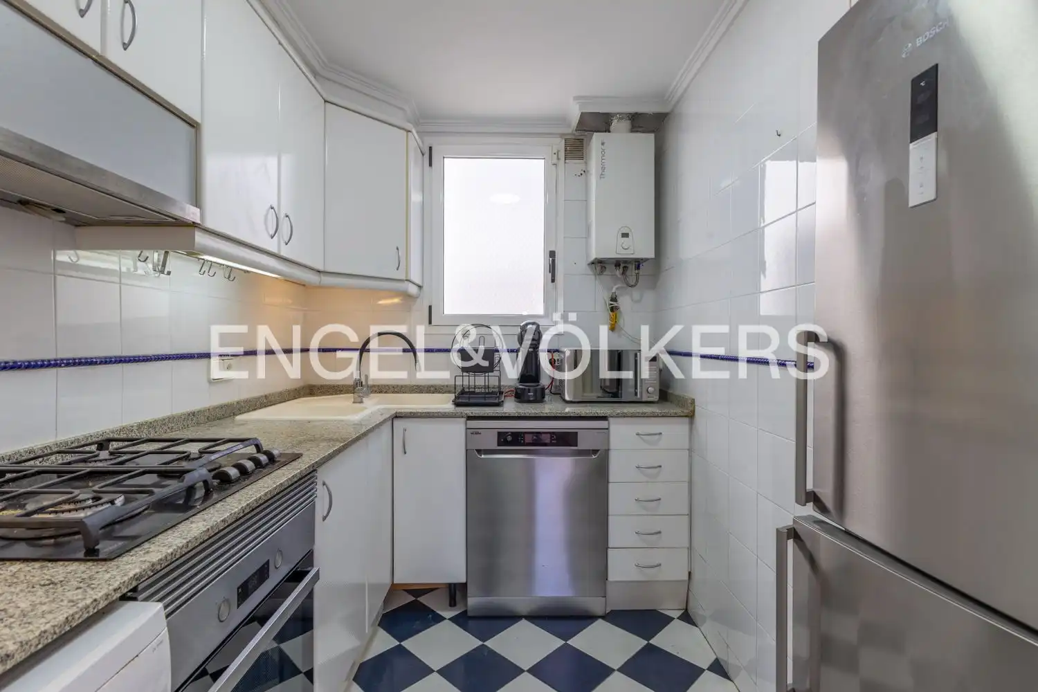 Cocina de Ático de alquiler en Valencia con Aire acondicionado, Calefacción y Parquet