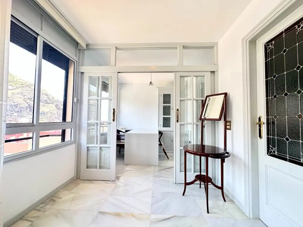Piso de alquiler en Santa Cruz de Tenerife con Terraza y Amueblado