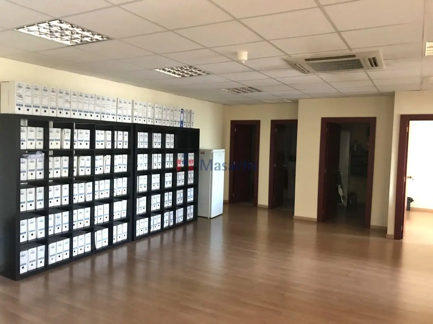 Fabrikhallen zur Miete in Terrassa