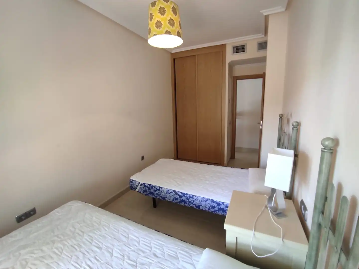Flat for rent in Calle EIRE, Aguadulce Sur