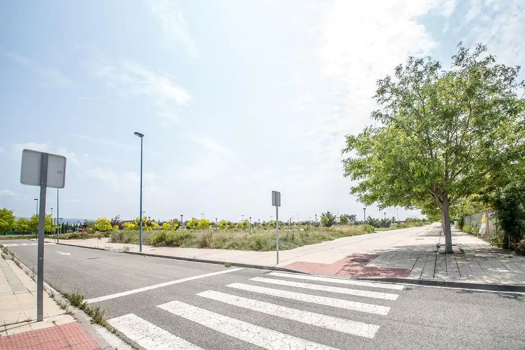 Terreno residencial en venta en Calle José María Azcona, imagen 5