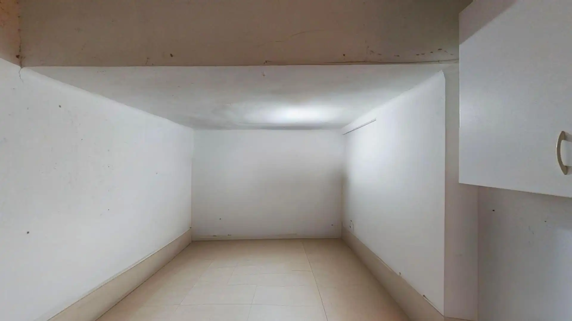 Flat for sale in Cartagena  with Air Conditioner, Heating and Storage room