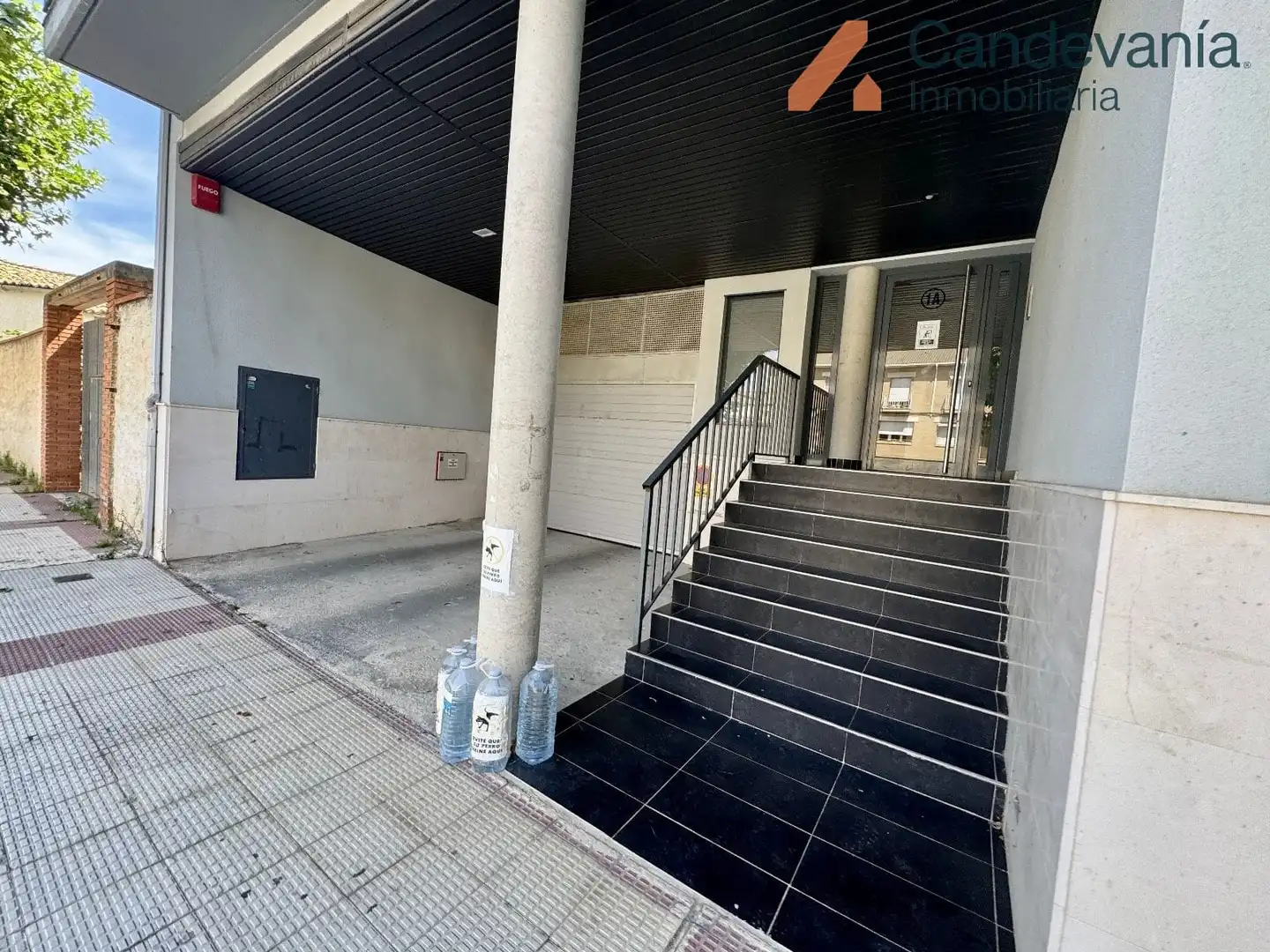 Aparcament de lloguer a Avenida Candevania 1, imagen 10
