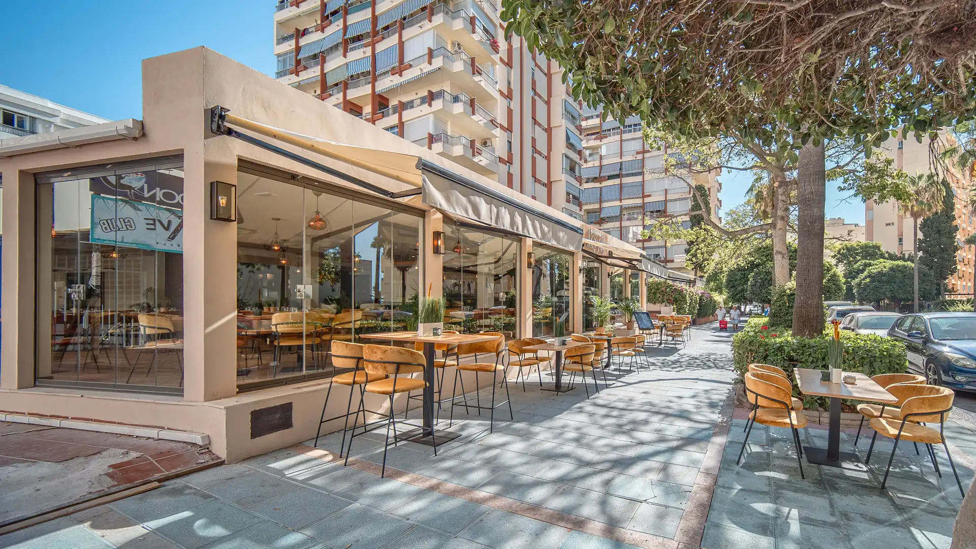 Terrassa de Local de lloguer en Marbella amb Aire condicionat