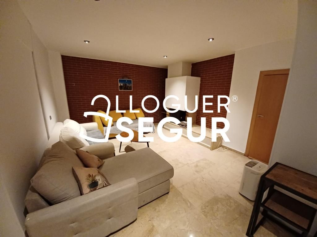 Living room of Flat to rent in Badalona  with Heating, Terrace and Furnished