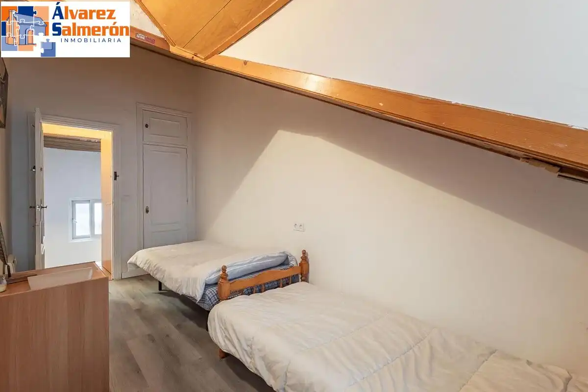 Dormitori de Casa o xalet en venda en Sierra Nevada amb Calefacció