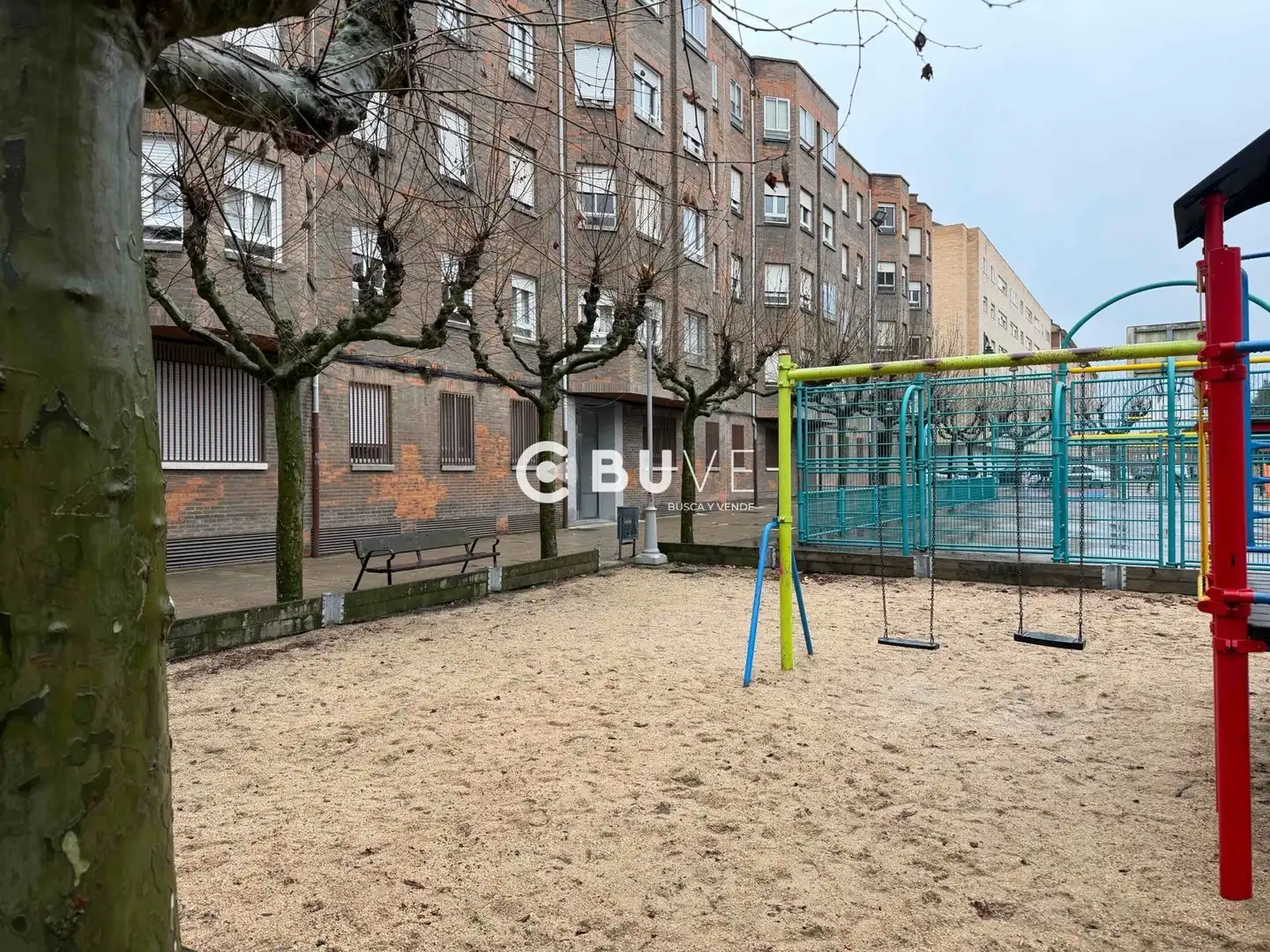 Parkplatz von Wohnung zum Verkauf in León Capital  mit Heizung, Terrasse und Abstellraum