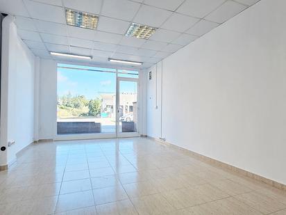 Local de lloguer en Hostalric amb Internet