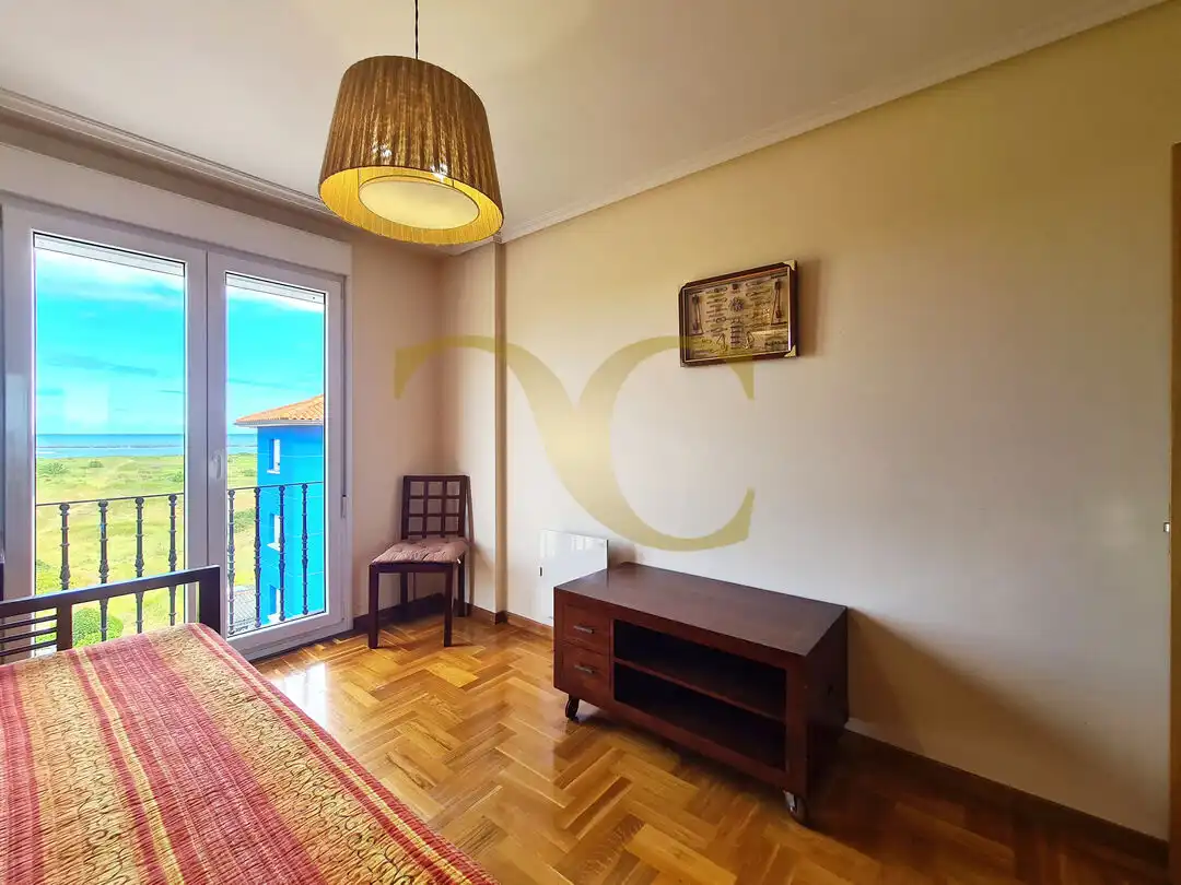 Habitación de Dúplex en venta en Soto del Barco con Calefacción y Amueblado