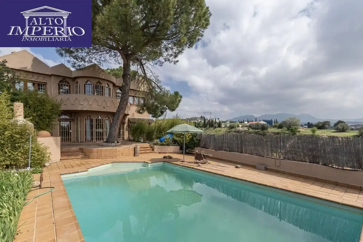 Casa con terrazza in vendita a Calle ARCES UR.MONTELUZ, imagen 4