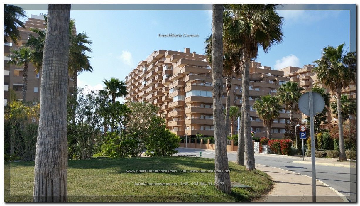 Vista exterior de Apartamento en venta en Oropesa del Mar / Orpesa con Aire acondicionado, Calefacción y Terraza