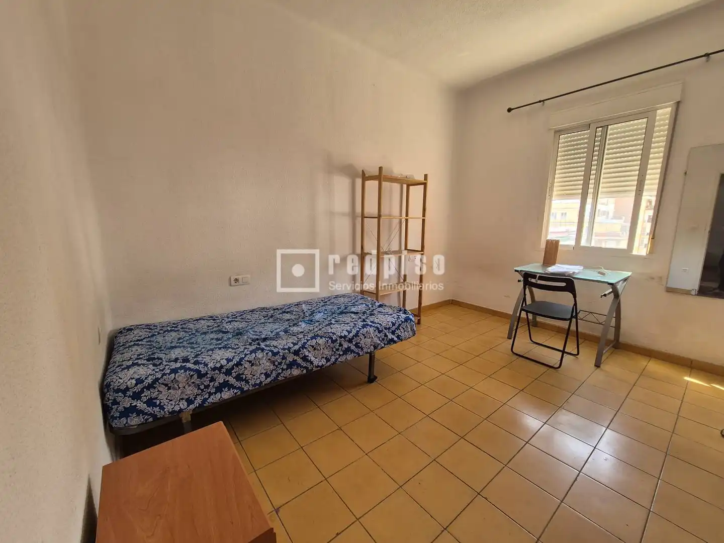 Schlafzimmer von Wohnung zum Verkauf in Sevilla mit Klimaanlage, Terrasse und Möbliert