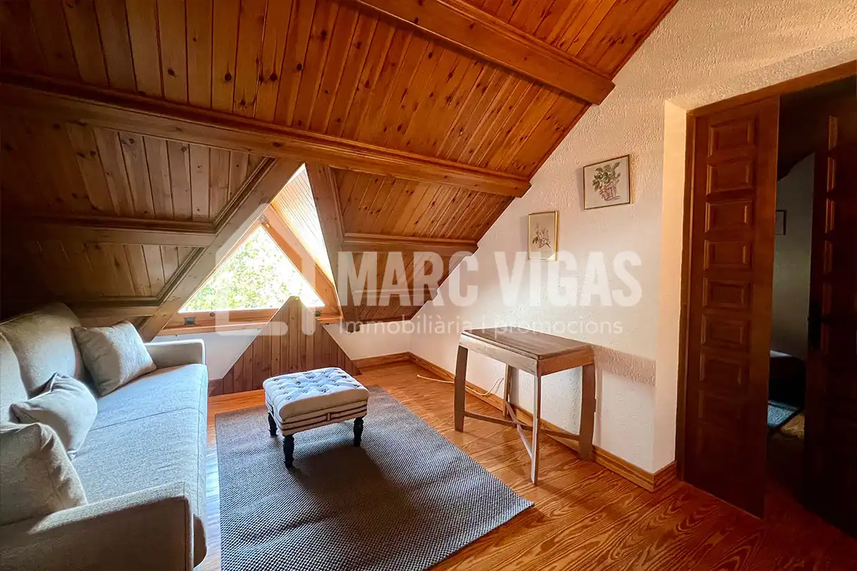 Sala de estar de Casa o chalet en venta en Viladrau con Aire acondicionado, Calefacción y Jardín privado
