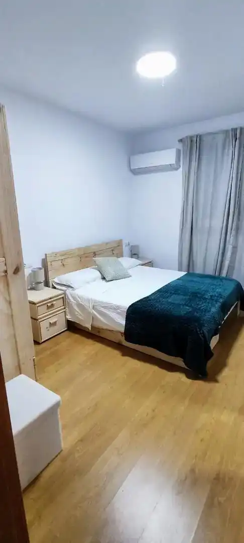 Schlafzimmer von Wohnung zur Miete in Monachil mit Klimaanlage, Möbliert und Ofen