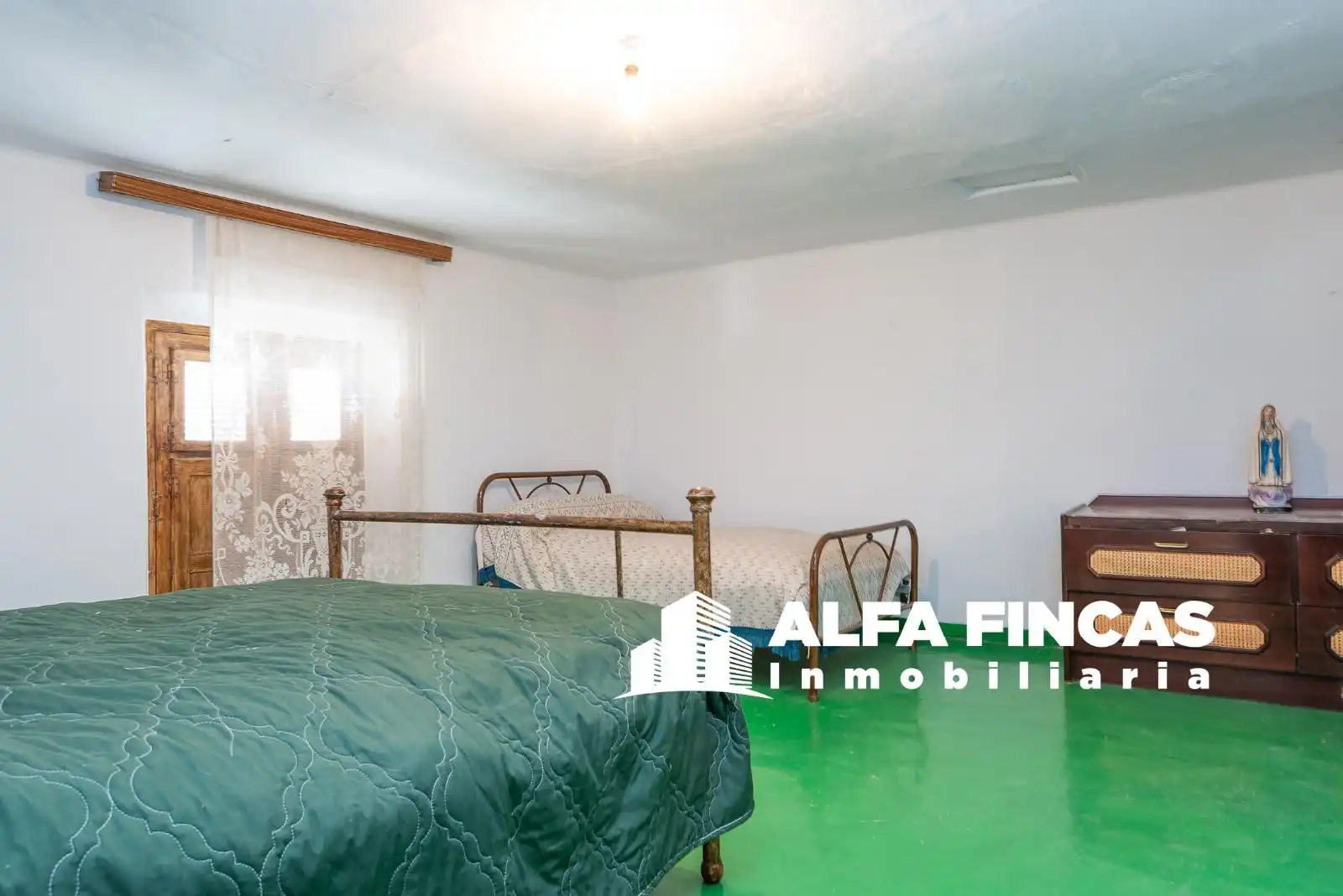 Vista exterior de Casa o chalet en venta en Las Pedroñeras    con Calefacción, Jardín privado y Trastero