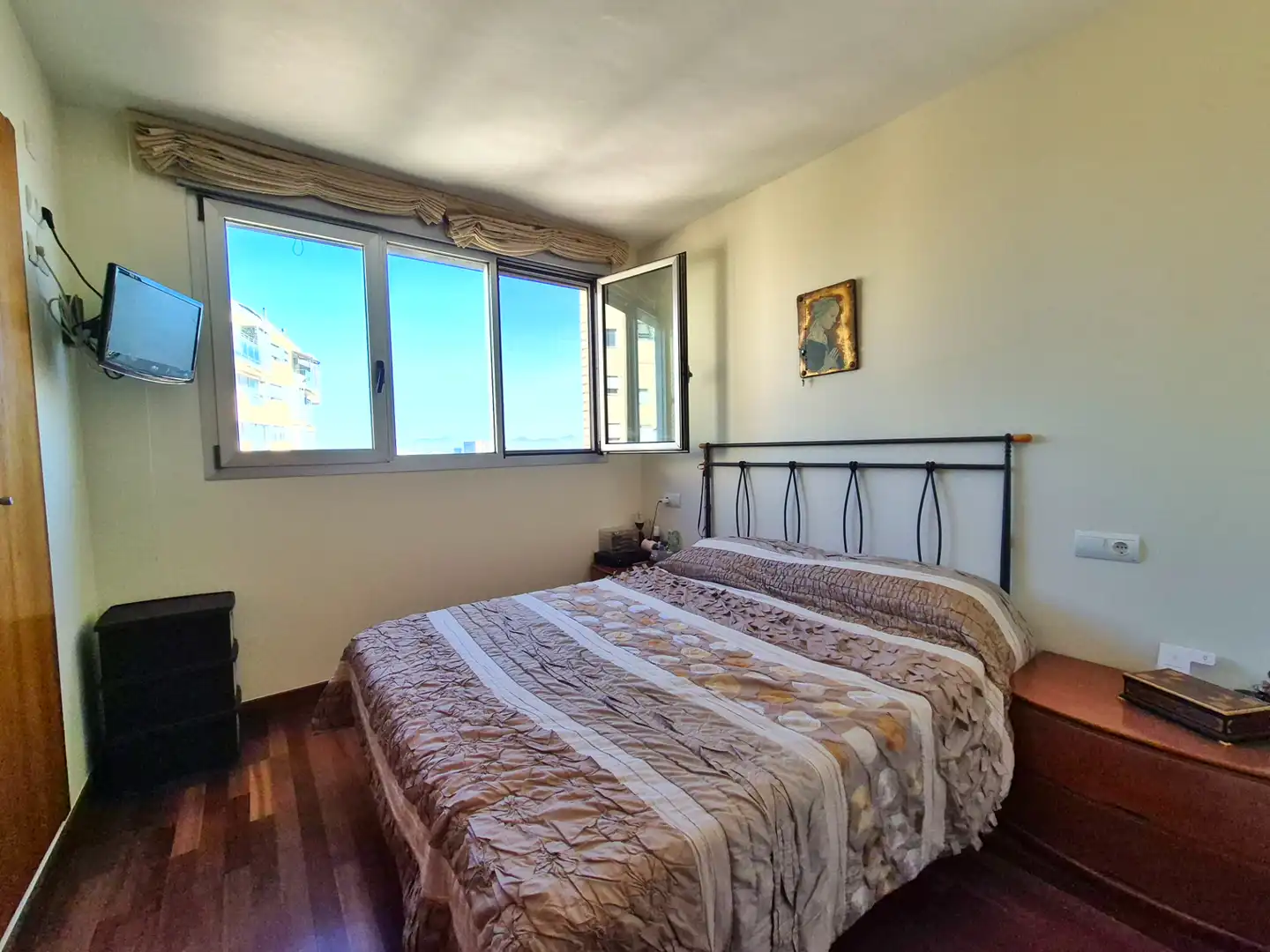Habitación de Piso en venta en Valencia con Aire acondicionado, Terraza y Trastero