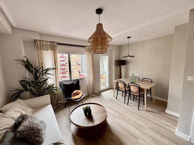 Piso en Venta en De La Fabla Aragonesa en La Jota