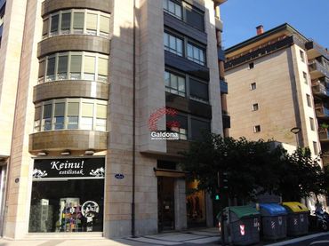 Parcheggio in affitto a Antonio Arzak/ Avda. Zarauz