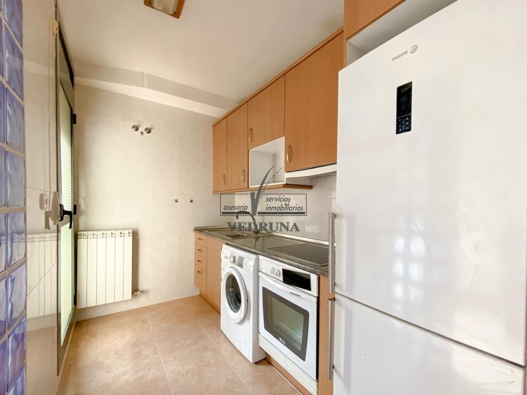 Kitchen of Flat for sale in  Zaragoza Capital  with Air Conditioner, Heating and Terrace
