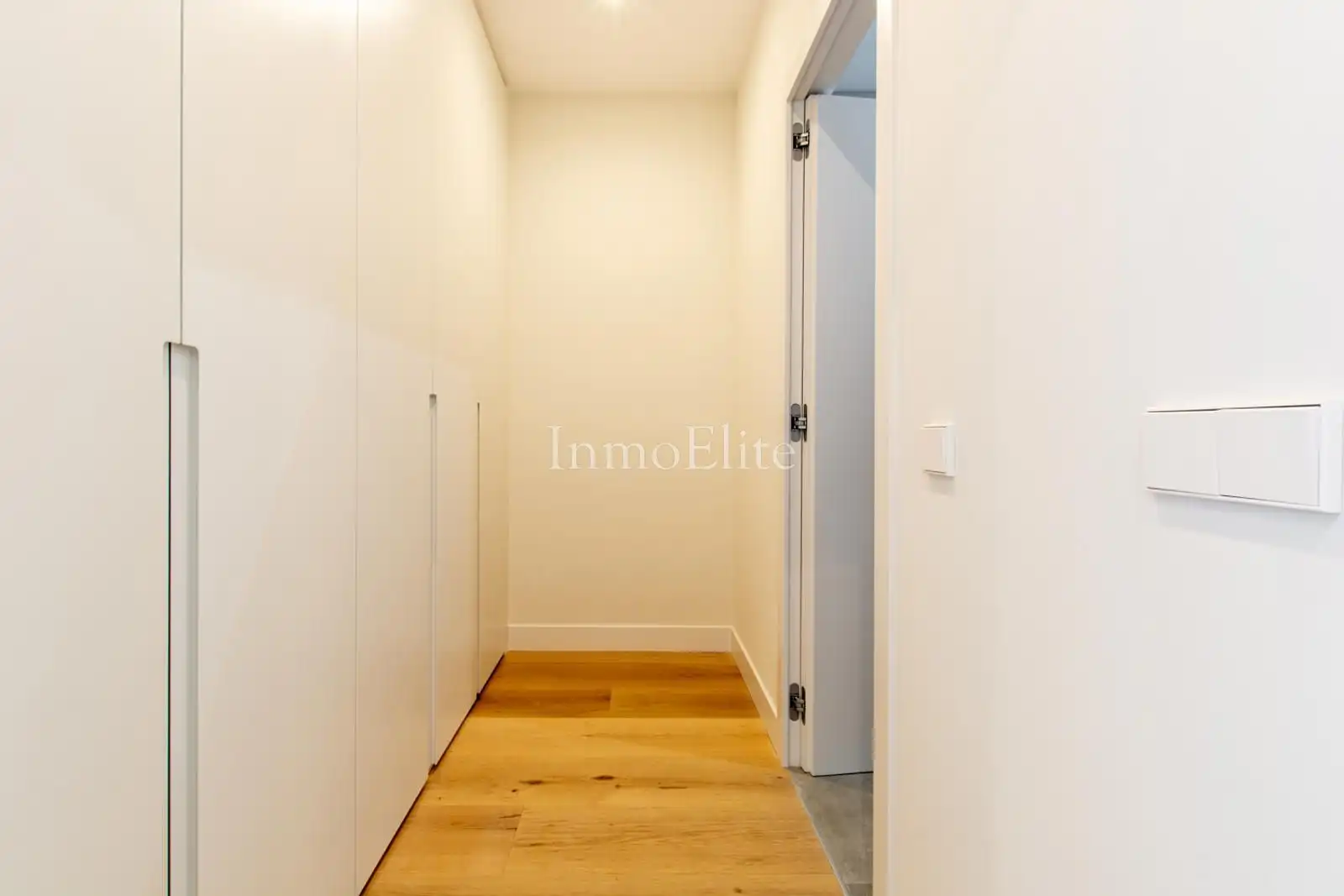 Casa bifamiliare con piscina in vendita a Avenida Europa, imagen 24