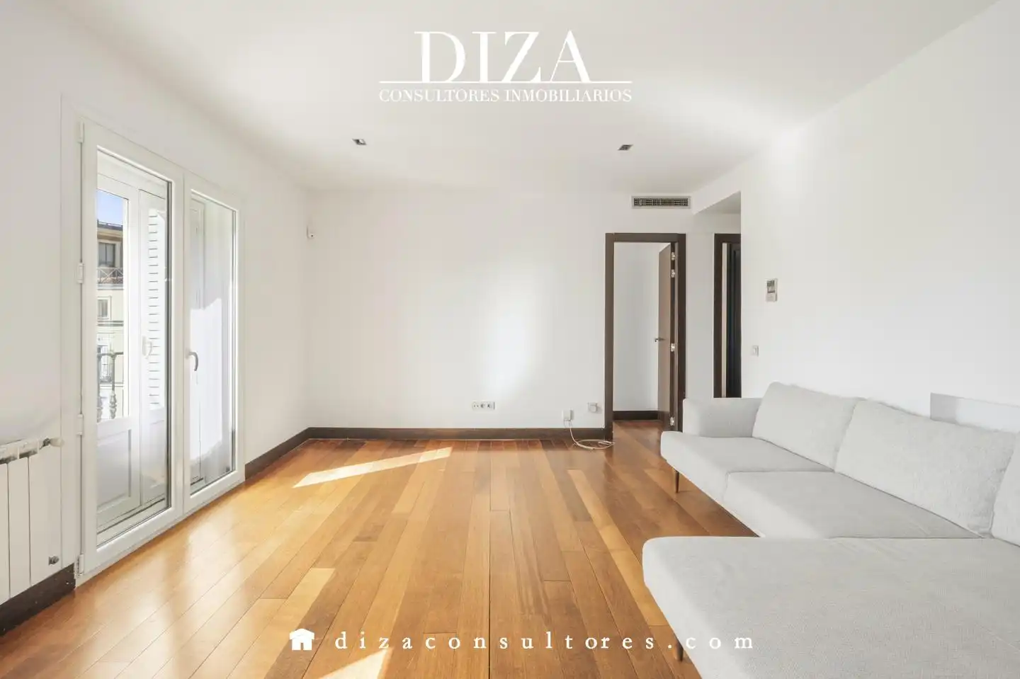 Piso con ascensor en venta en Calle de Barceló, imagen 2