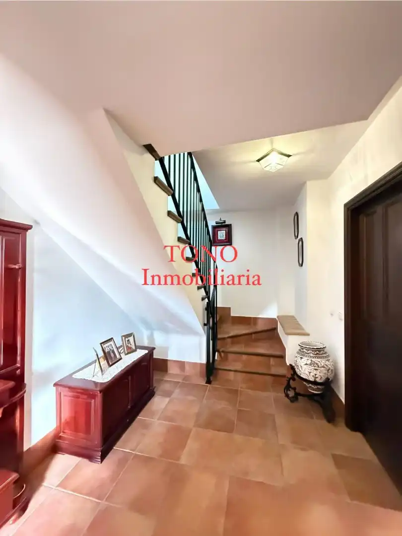 Houses for sale in Écija  with Air Conditioner, Heating and Private garden