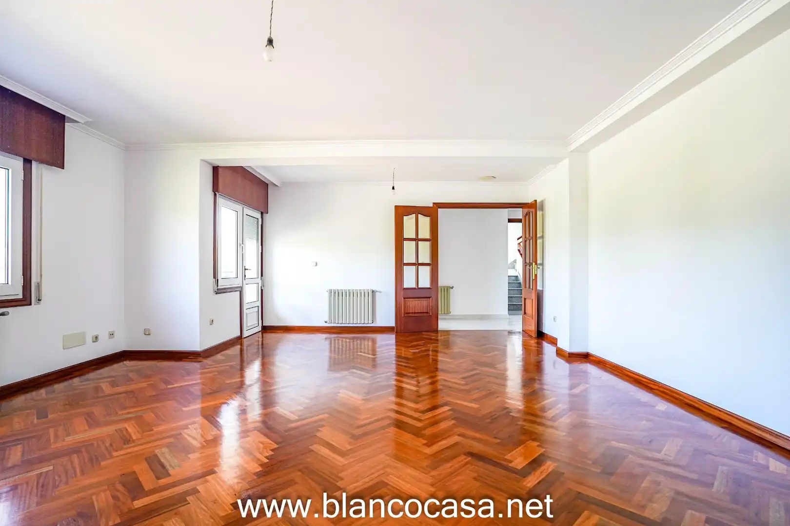 Sala de estar de Casa o chalet en venta en Carballo con Calefacción, Jardín privado y Trastero
