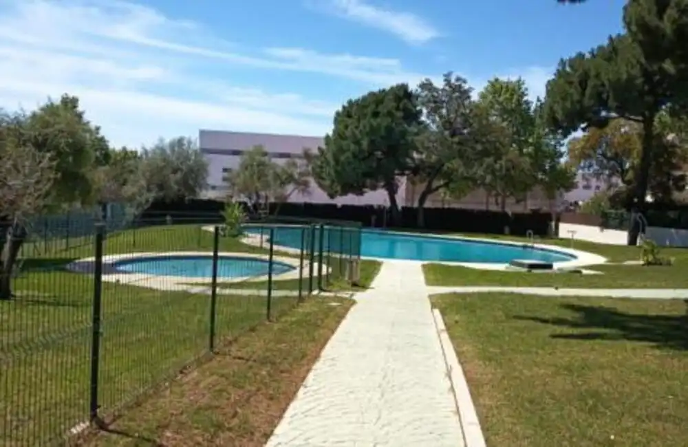Piscina de Planta baixa de lloguer en Marbella amb Aire condicionat, Terrassa i Piscina