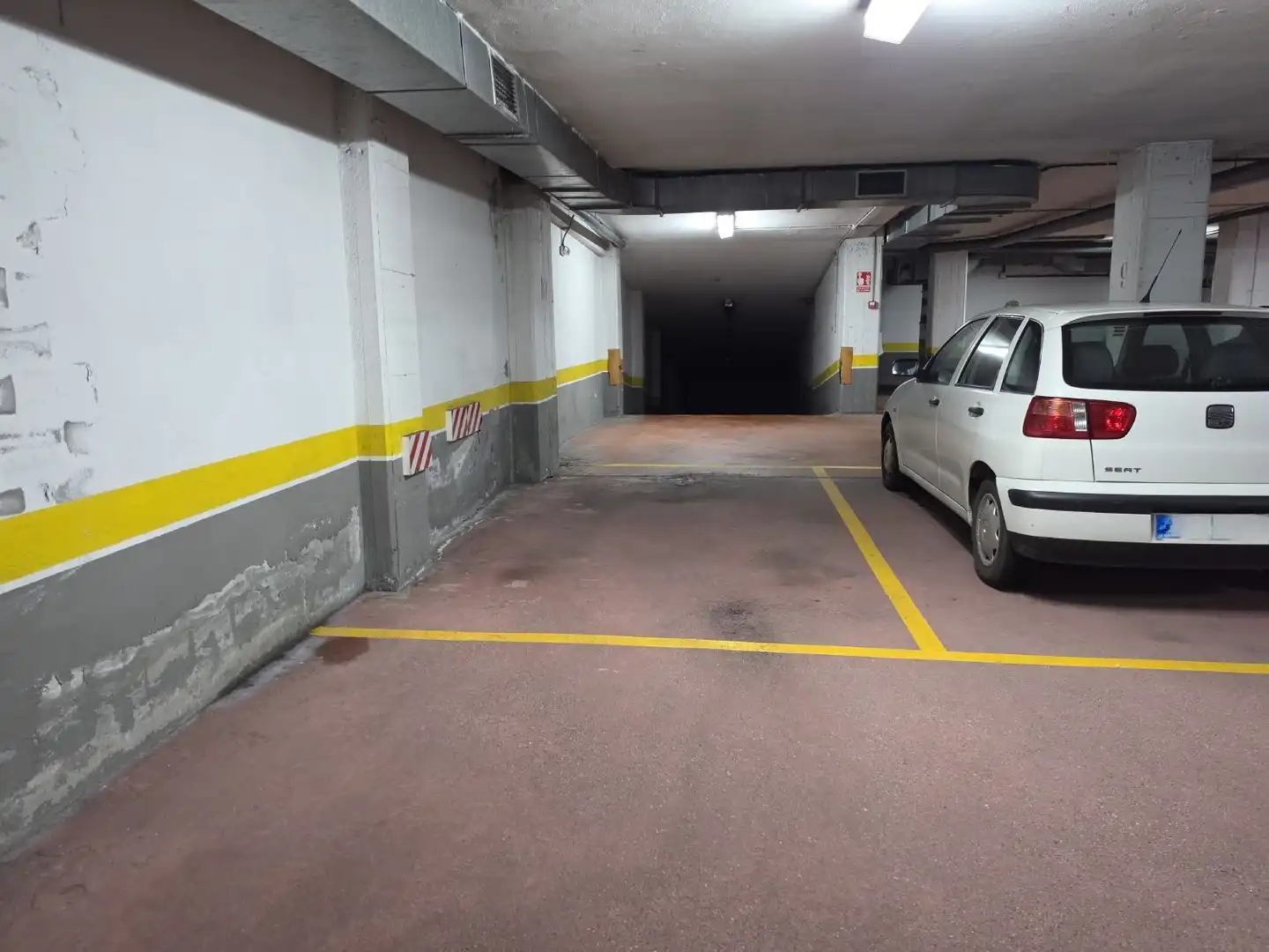 Parking de Piso en venta en A Coruña Capital  con Calefacción y Trastero