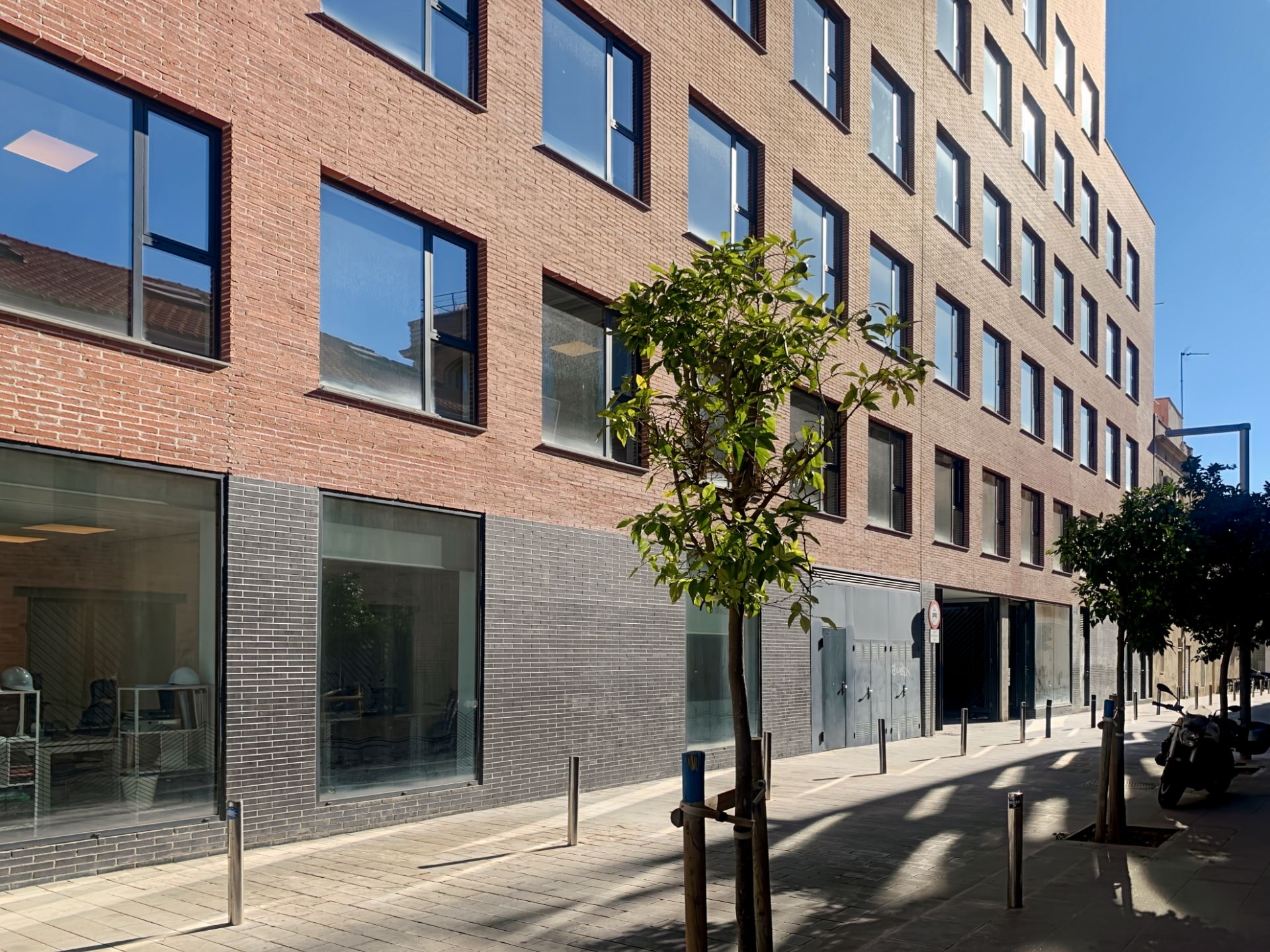 Exterior view of Office to rent in  Barcelona Capital  with Air Conditioner, Heating and Furnished