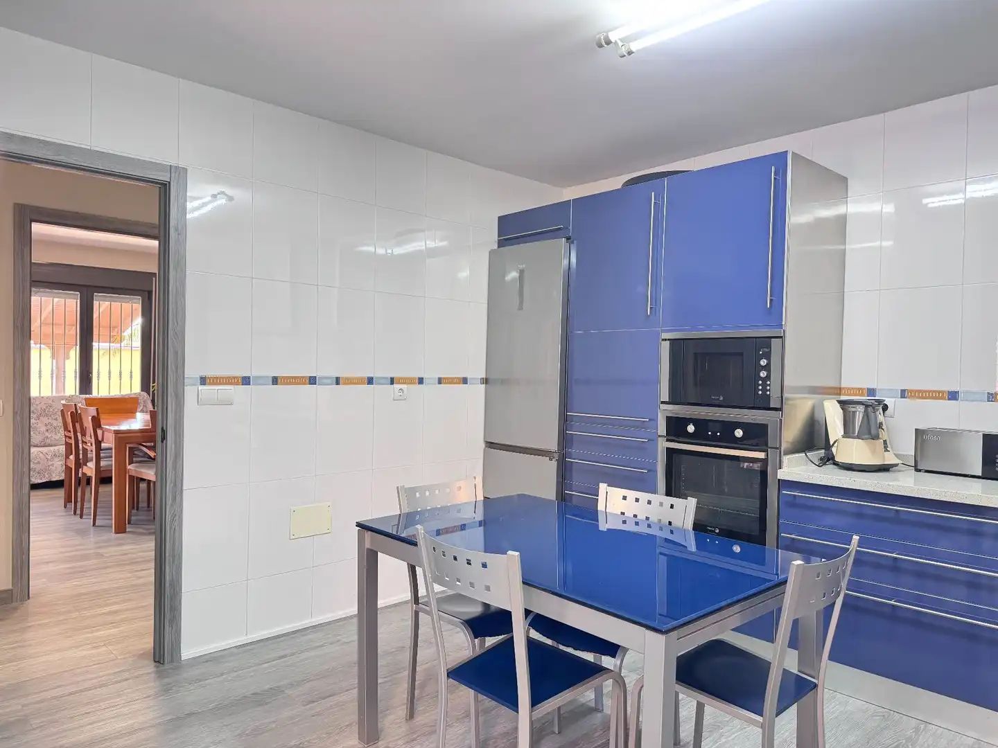 Cocina de Casa o chalet en venta en Roquetas de Mar con Aire acondicionado, Jardín privado y Terraza