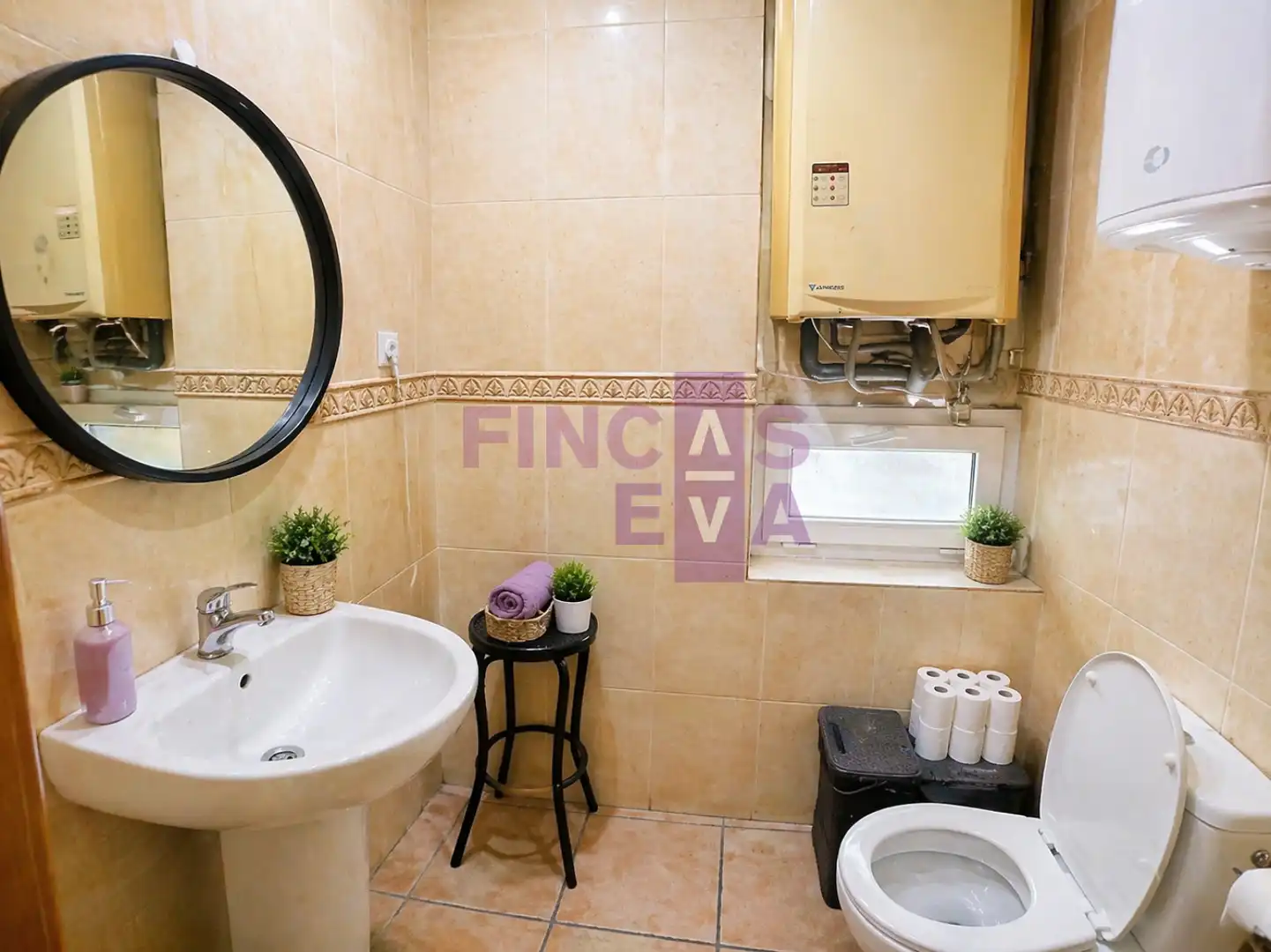 Baño de Casa o chalet en venta en Sant Vicenç Dels Horts con Calefacción, Terraza y Trastero