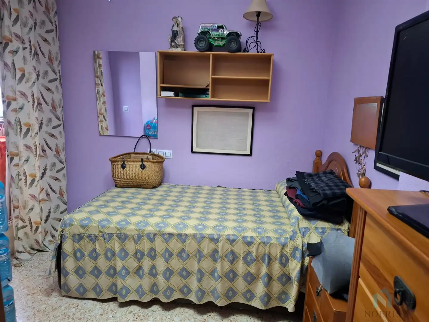 Bedroom of Flat for sale in Silla  with Air Conditioner and Balcony