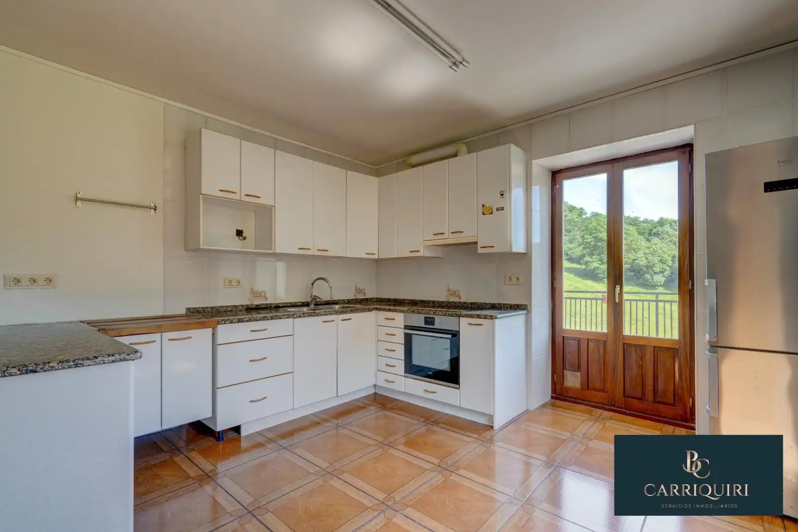 Kitchen of Houses for sale in Oiz
