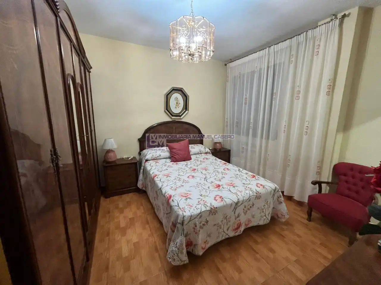 Dormitori de Pis en venda en Cáceres amb Calefacció, Parquet i Terrassa