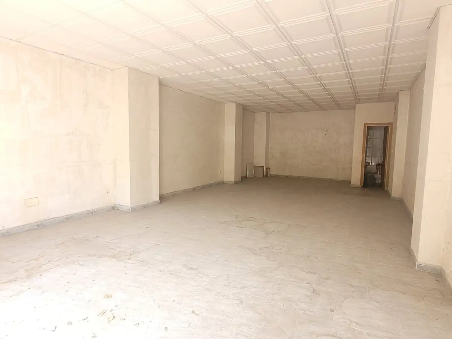 Local comercial en venda a Calle Joaquina Eguaras 96, imagen 5