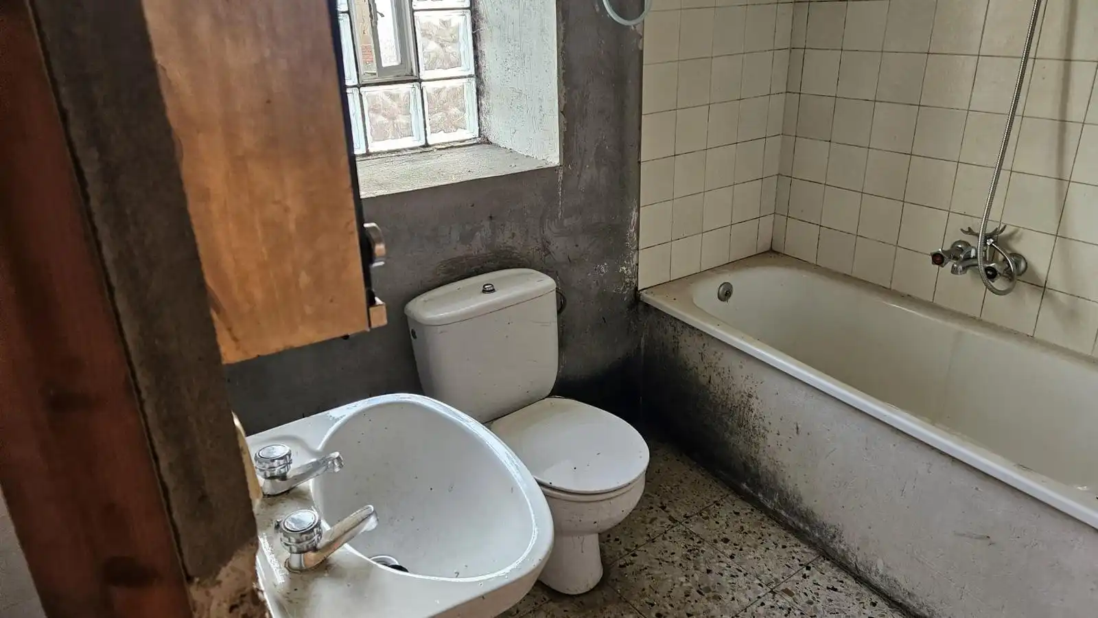 Baño de Casa o chalet en venta en Becilla de Valderaduey con Terraza y Balcón