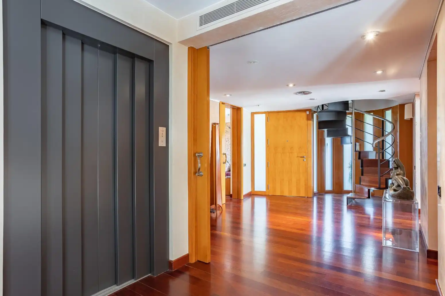 Casa o chalet en venta en Esplugues de Llobregat - Calle PERE BERRUGUETE, Ciutat Diagonal