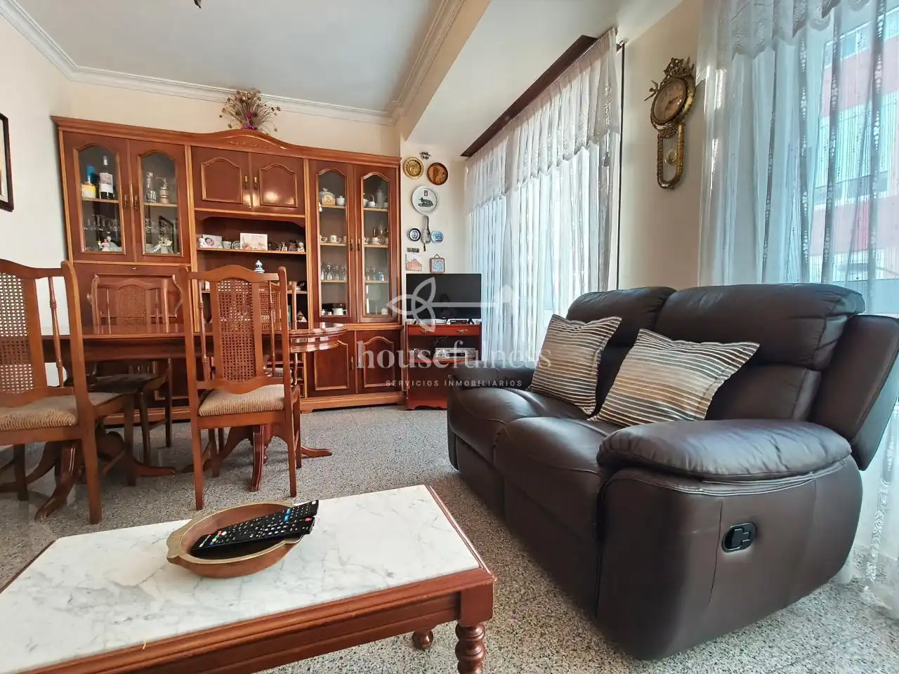 Flat for sale in Reis Católicos, imagen 2