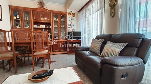 Foto 2 de Piso en venta en Reis Católicos, Alto del Castaño, Narón